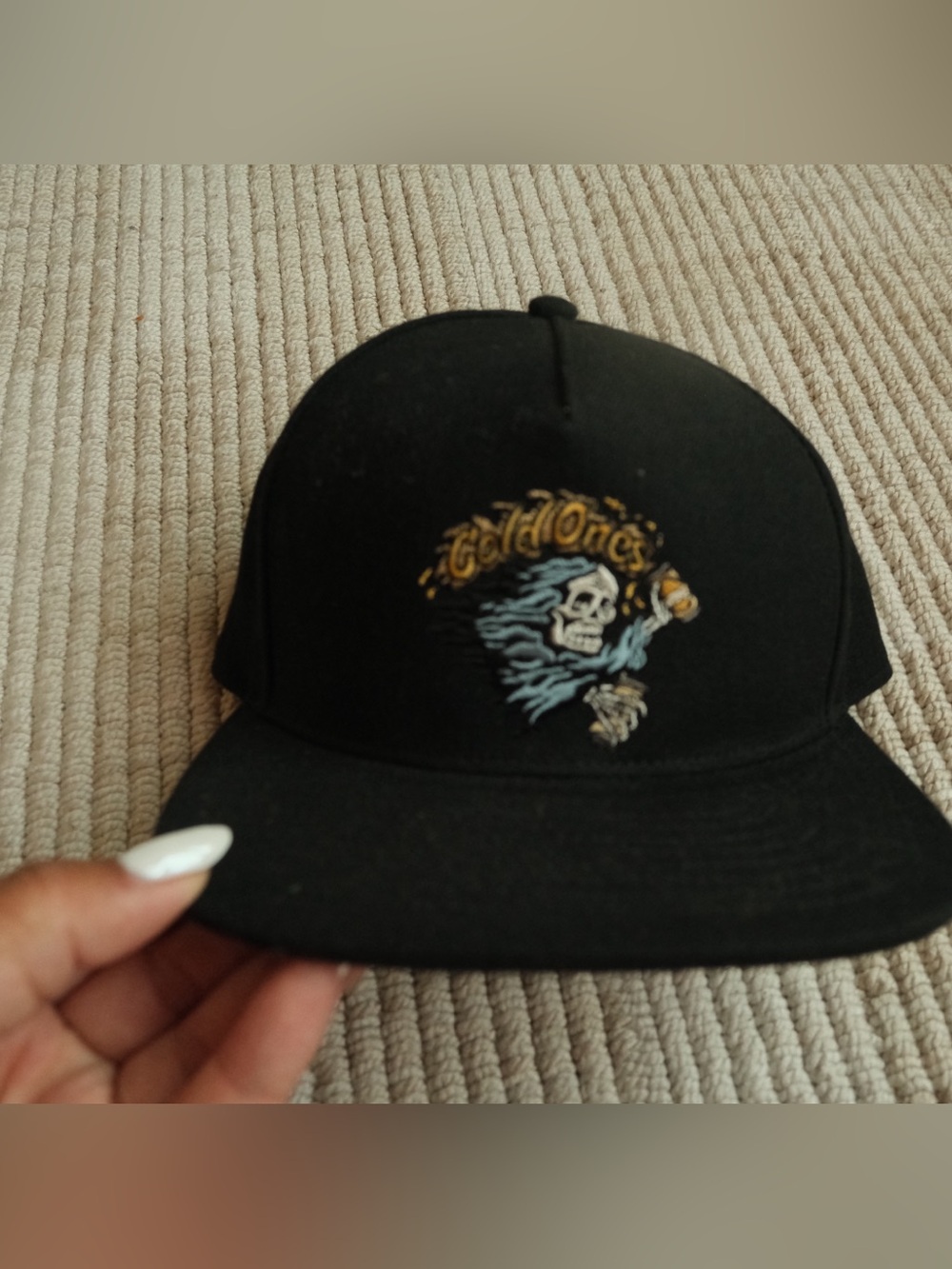 Vans Black Curved Brim Cap with Subtle Inner Detail